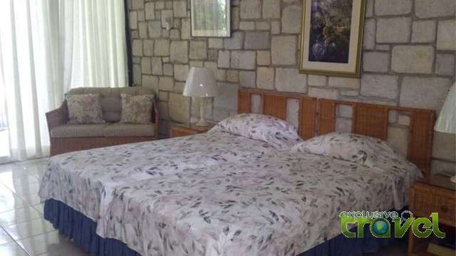 frenchmans cove resort bedroom
