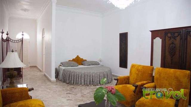 jamaica palace hotel bedroom3