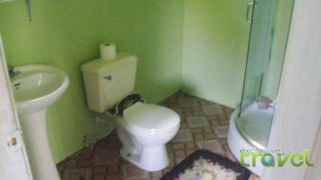 shotover gardens cabin bathroom